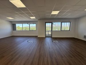 Vos locaux neufs face à la Ste Victoire