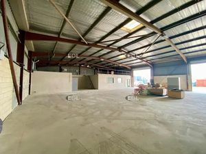 Local d'activités avec bureaux