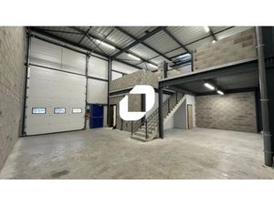 A LOUER  TOUT EQUIPE