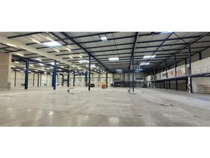 A Louer - Bâtiment à usage d'entrepôt avec bureaux de 10 770 m² à Miribel (01)