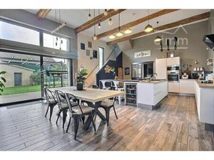 Vente maison 7 pièces 210 m² Tours (37000)