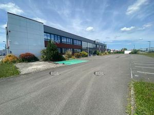 Santeny (94) - A Louer - Entrepôt avec stockage extérieur de 15 162 m²