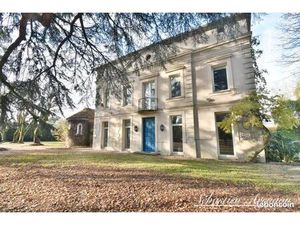 Maison 14 pièces 460 m²