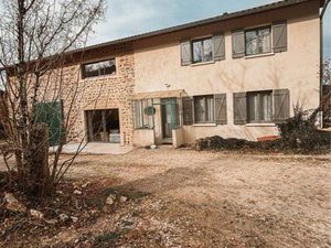 Maison en pierre rénovée