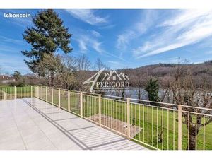 Maison 7 pièces 203 m²