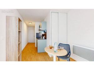 Studio 1 pièce 19 m²