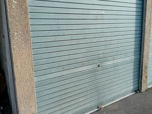 Garage à louer / garde-meuble Montmarault A71 A79