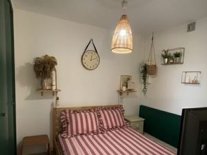 ANNEE SCOLAIRE / LOCATION AU MOIS : Studio avec terrasse  parking et plage à pied