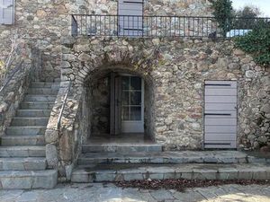 Loue à l'année studio Morta - 470