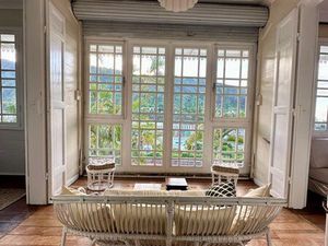 T4 meublé de charme dans villa créole