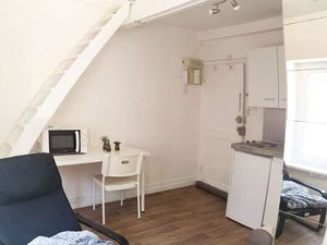 Studio avec mezzanine