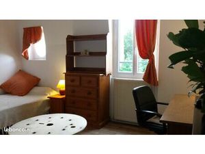 Grande chambre meublée  dans maison  quartier Gare ASNIERES SUR SEINE