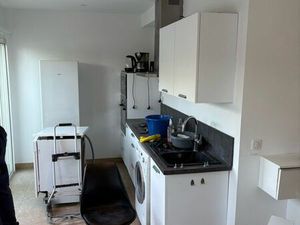 F2 puget sur argens 790 eau électricité parking