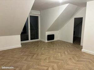 Appart.T2 bis. 50 m2. Parking. Résidence sécurisée. 14600 EQUEMAUVILLE