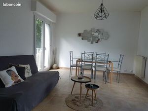 Rare maison louée à l année à 400m de la mer