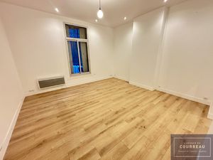 Comédie F3 de 83.19 m2 avec jardin