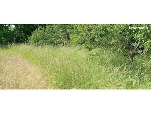 Terrain 2 000 m² Bucy Le Long