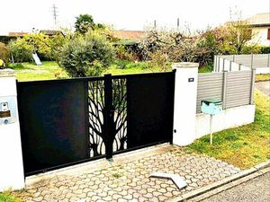 Rare à la vente : terrain plat 415 m² – Miribel (01) – cadre calme proche Lyon