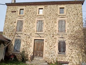 Magnifique maison en.pierre à renover