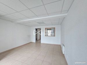 Local 35 m² Sévérac d'Aveyron