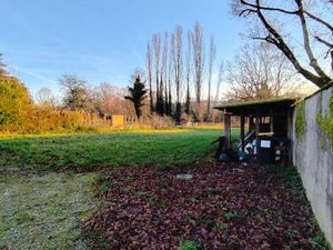 Terrain 1 305 m² + bâtiment 25 m² – Villieu-Loyes-Mollon (01800)