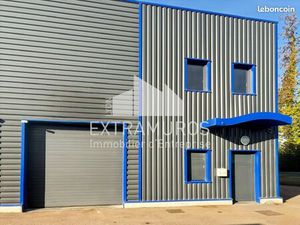 Local 160 m² Miribel