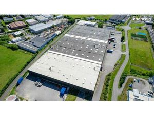 Local logistique 20 238 m²
