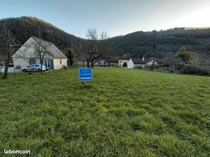 Terrain 1 898 m² Saint Parthem