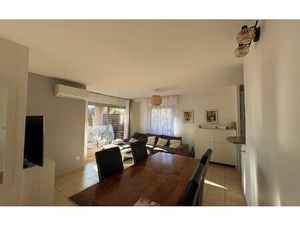 Location appartement  58.05 m² T-3 à Nîmes  1 000 €