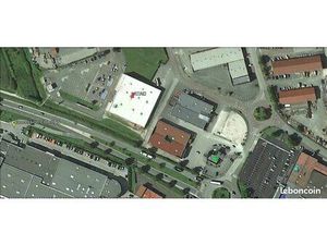 Local commercial 1 200 m²