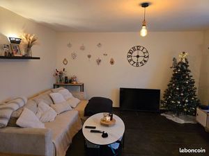 F2 64 m² Entrée Terrasse privatives