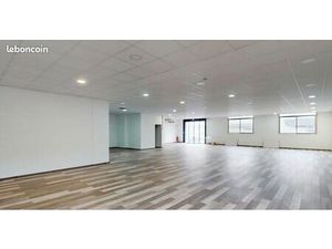 Local commercial 300 m2