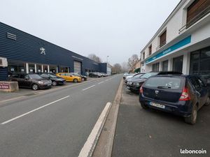 Ensemble immobilier commercial et habitation 1000M2 La Châtre