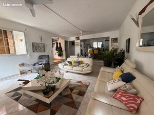 Moudong Nord  Maison bi-famille (T5+T3)