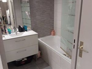 Apparemment avec 3 chambres et garage rue piétonne Belfort