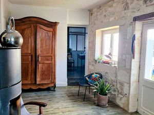 Maison de caractére - 153 m² – 3 chambres – Terrain 493 m² – Centre village