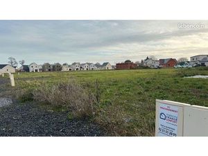 Terrain 611 m² Crouay