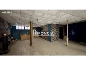 Immeuble 730 m² Sommieres