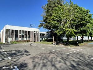Local bureaux 2 250 m²