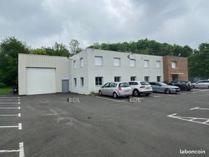 Local d'activité 947 m²