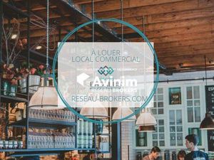 Local 270 m² Pierrelaye