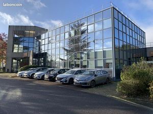 Local d'activité 2 000 m²