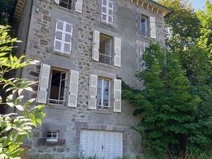 Maison 7 pièces 216 m²