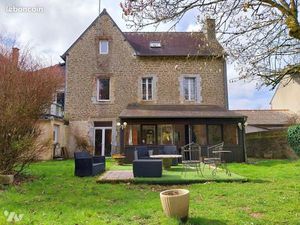 Maison 9 pièces 160 m²