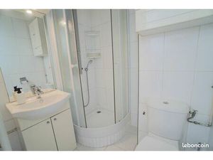 Studio meublé en location