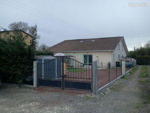 Maison T3 70 m2 jardin proche Saint André de cubzac