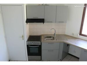 F2 dispo 01/26 dans residence securisee