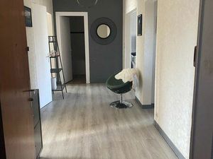 Appartement 3 chambres meublé – Rénové – Traversant – Terrasse