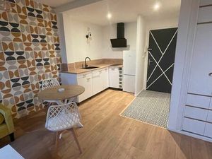 Studio rénové à vendre