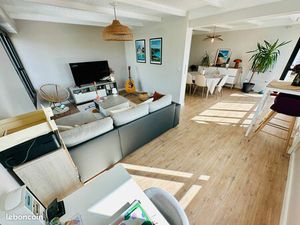 Magnifique T3 rénové à 2 pas du CHU et de Bordeaux Centre